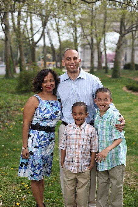 Kennisandra Jeffries