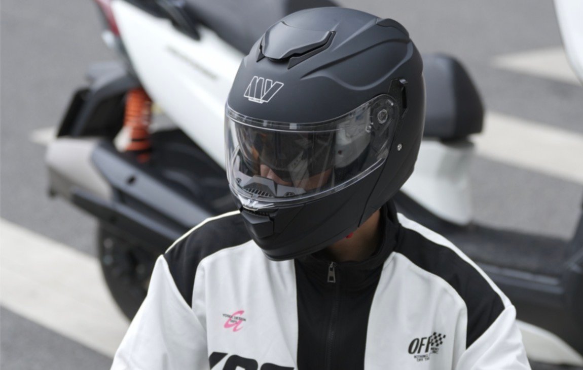 Why Choose an Experienced Modular Motorcycle Helmet Brand?